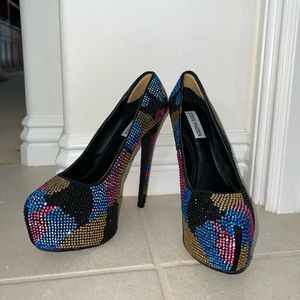 Steve Madden DYVINAL MULTI-COLORED RHINESTONE PLATFORM HEELS